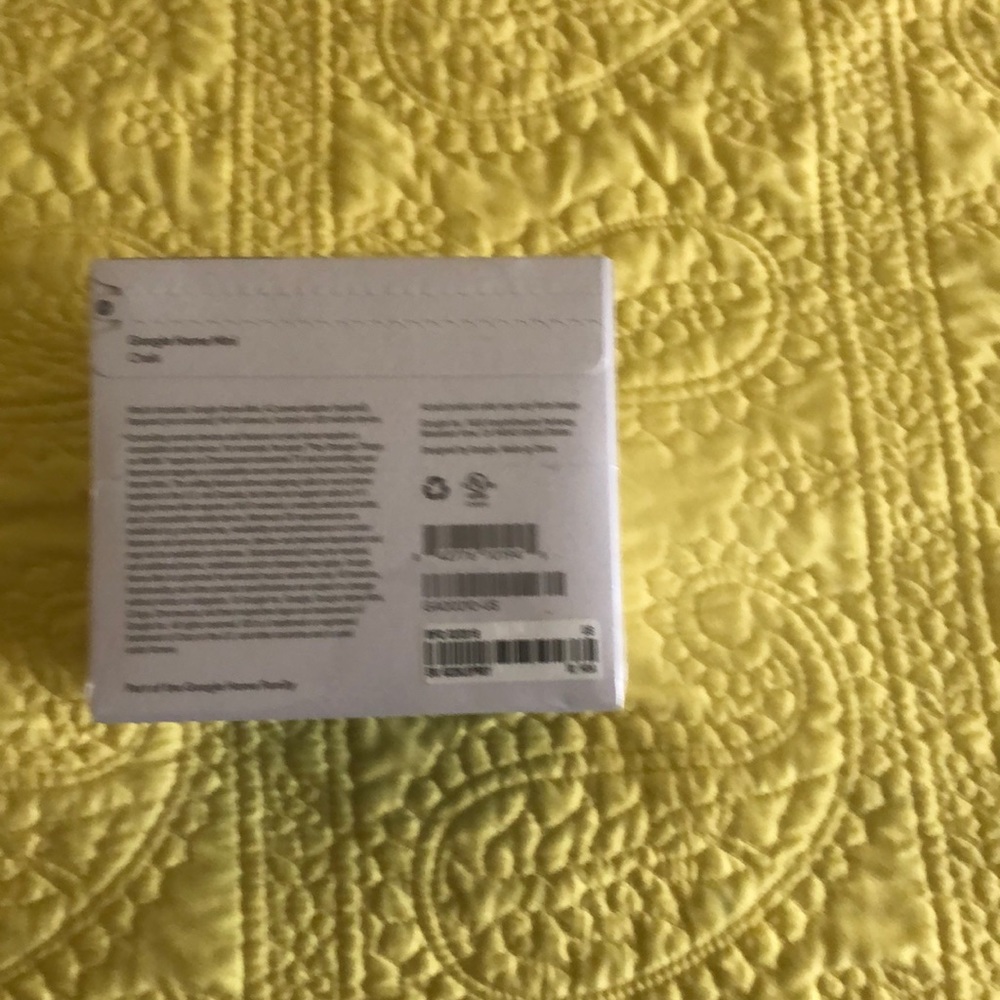 Google Home Mini - Picture 2 of 4